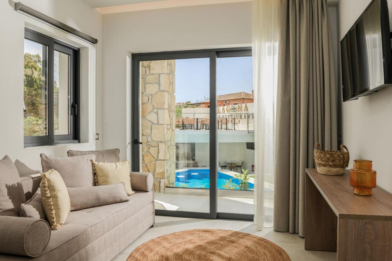 Lagoon Luxury Suites วาซิลิคอส ภายนอก รูปภาพ